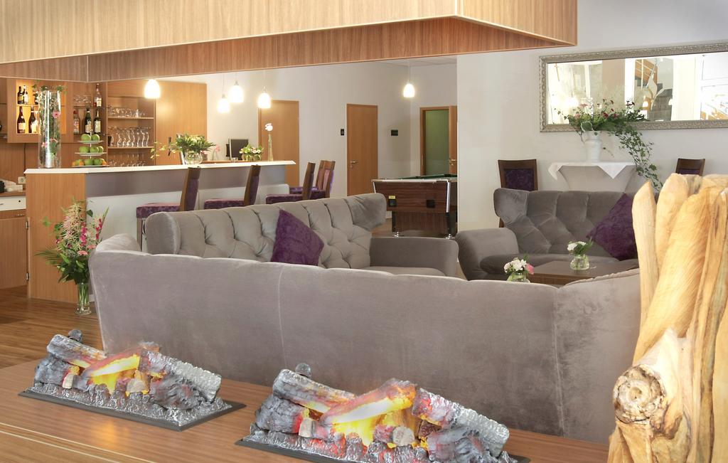 Hotel Haus كورين المظهر الخارجي الصورة