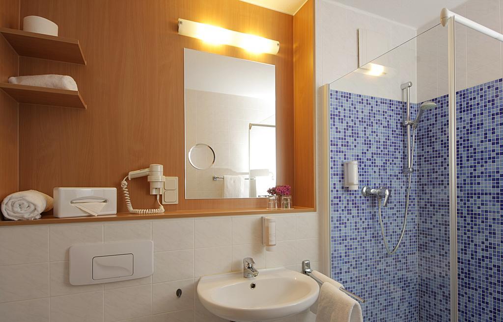 Hotel Haus كورين المظهر الخارجي الصورة